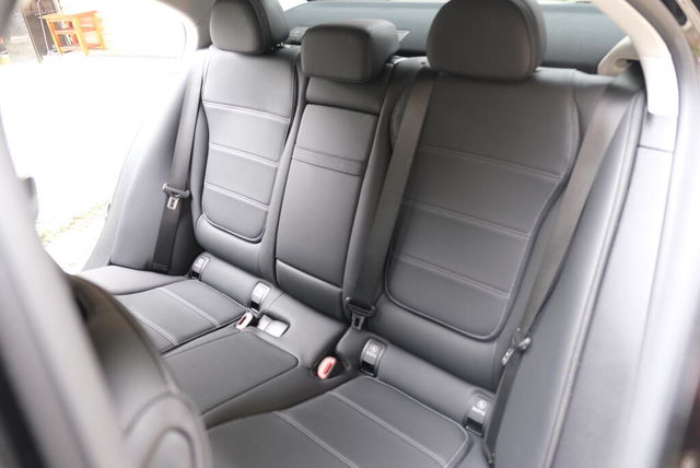 M-BENZ賓士 C200  第11張相片