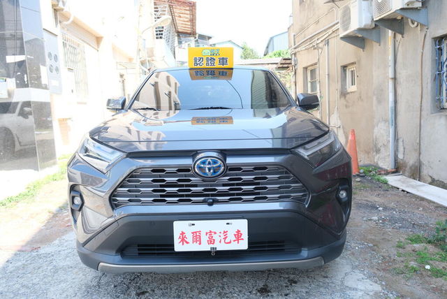 TOYOTA豐田 RAV4  第3張相片