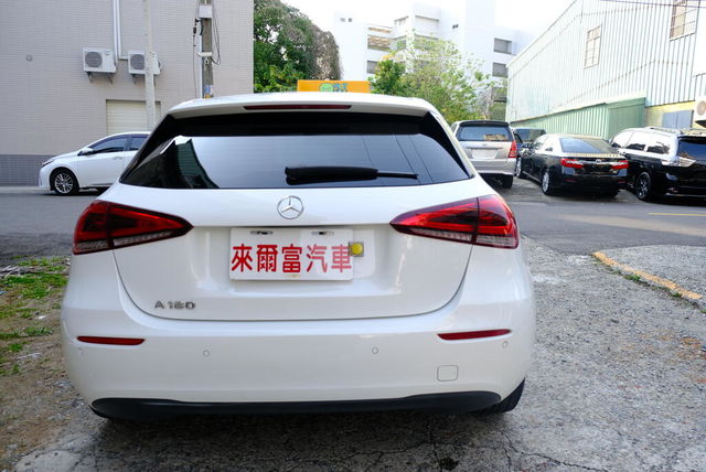 M-BENZ賓士 A180  第4張相片