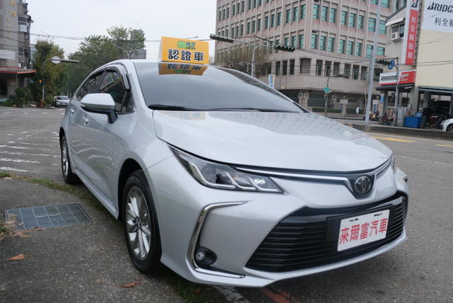 TOYOTA豐田 ALTIS  第7張相片