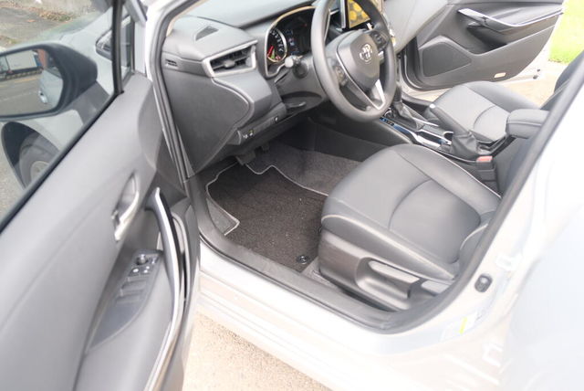 TOYOTA豐田 ALTIS  第9張相片