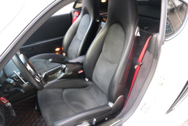PORSCHE保時捷 CAYMAN  第9張相片