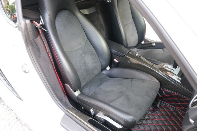 PORSCHE保時捷 CAYMAN  第10張相片