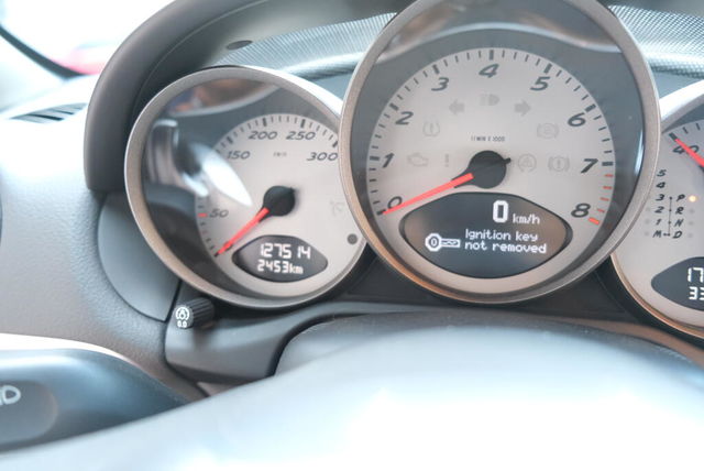 PORSCHE保時捷 CAYMAN  第12張相片