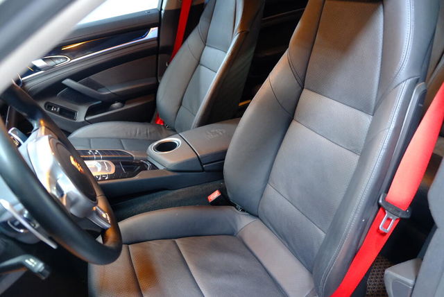 PORSCHE保時捷 PANAMERA  第7張相片