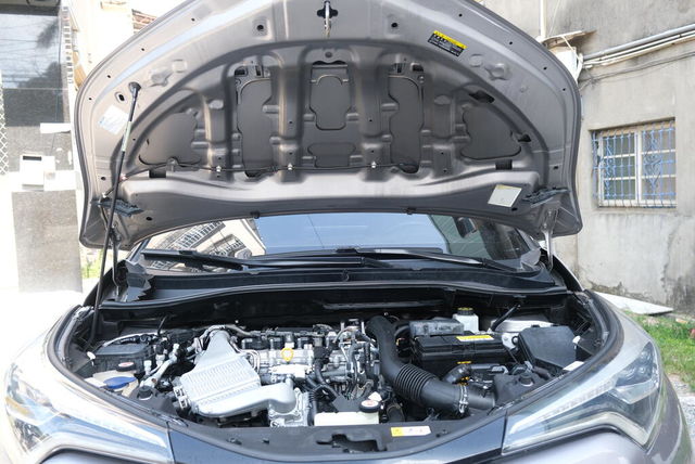 TOYOTA豐田 C-HR  第6張相片