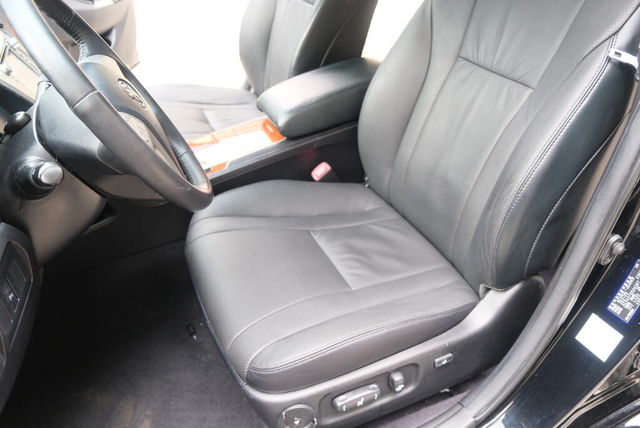 TOYOTA豐田 CAMRY  第11張相片