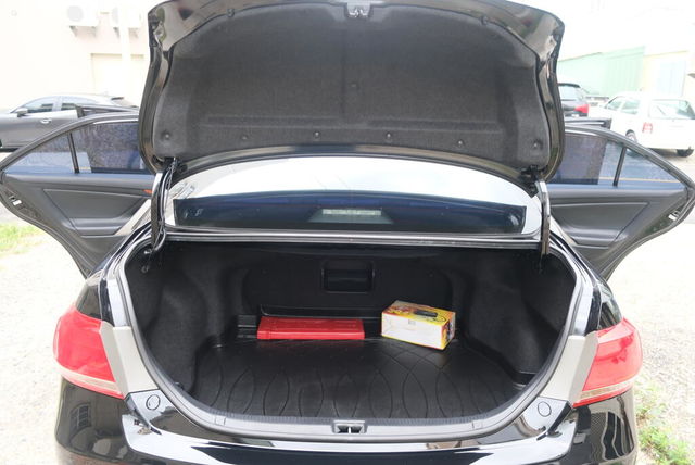 TOYOTA豐田 CAMRY  第12張相片