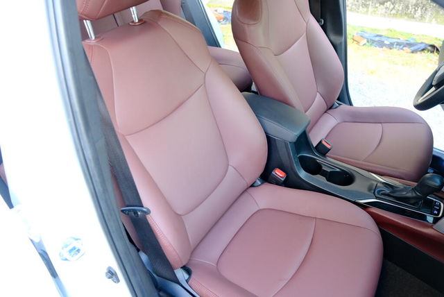 TOYOTA豐田 COROLLA CROSS HYBRID  第8張相片