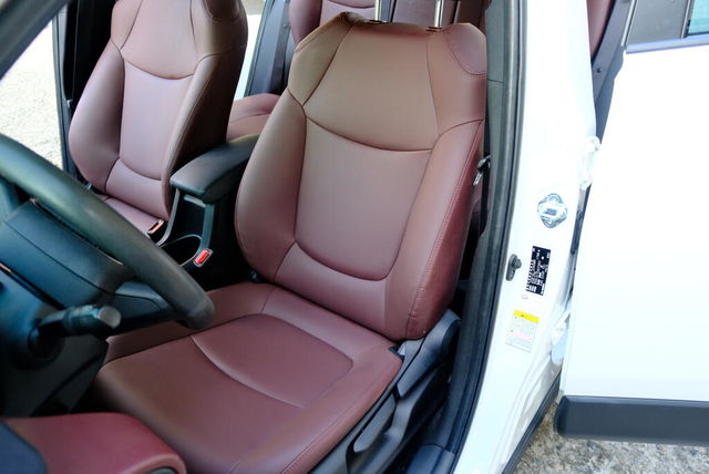 TOYOTA豐田 COROLLA CROSS HYBRID  第14張相片