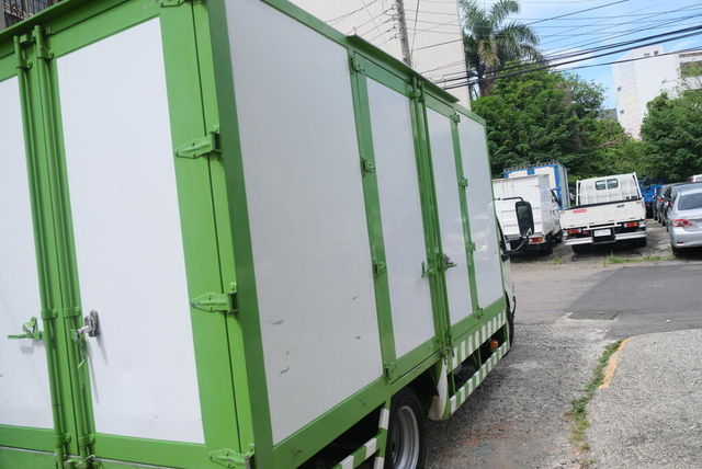 HINO日野 300  第2張相片