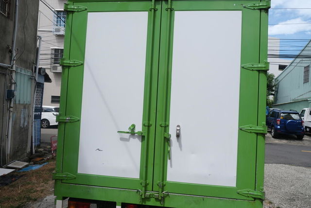 HINO日野 300  第4張相片