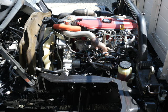 HINO日野 300  第6張相片