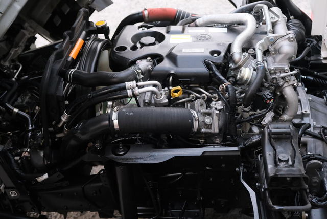 ISUZU五十鈴 NLR  第6張相片