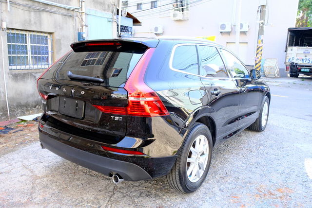 VOLVO富豪 XC60  第2張相片