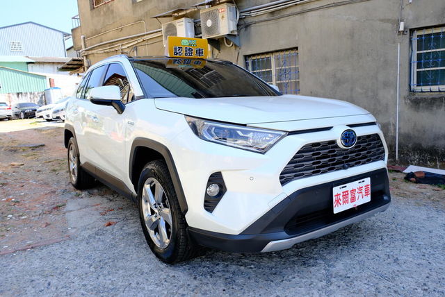 TOYOTA豐田 RAV4  第7張相片