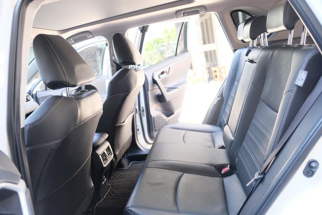 TOYOTA豐田 RAV4  第11張相片