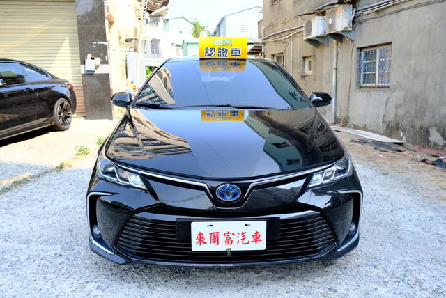 TOYOTA豐田 COROLLA ALTIS HYBRID  第3張相片