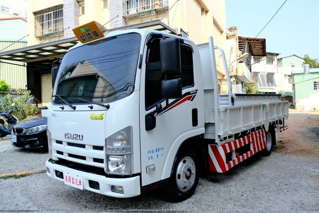 ISUZU五十鈴 NLR  第1張相片