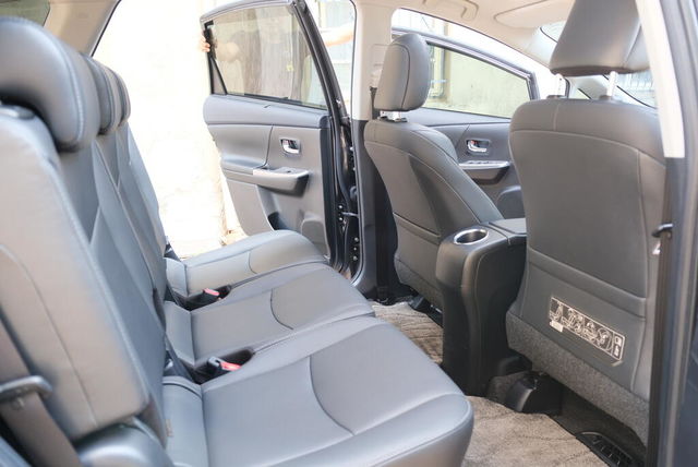 TOYOTA豐田 PRIUS ALPHA  第12張相片