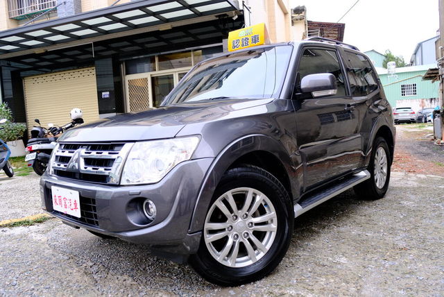 MITSUBISHI三菱 PAJERO  第1張相片
