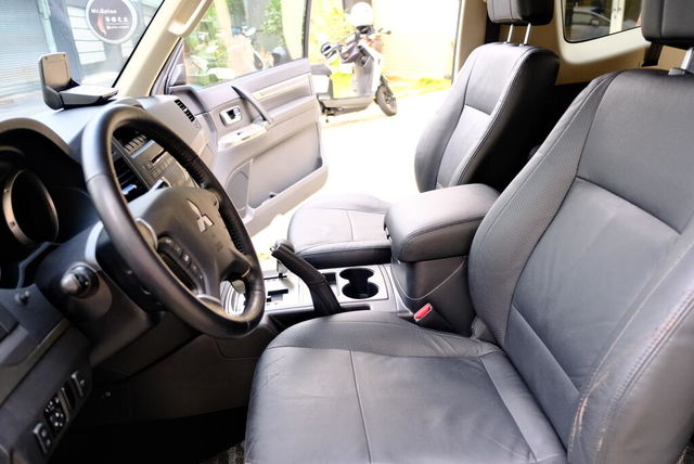 MITSUBISHI三菱 PAJERO  第10張相片