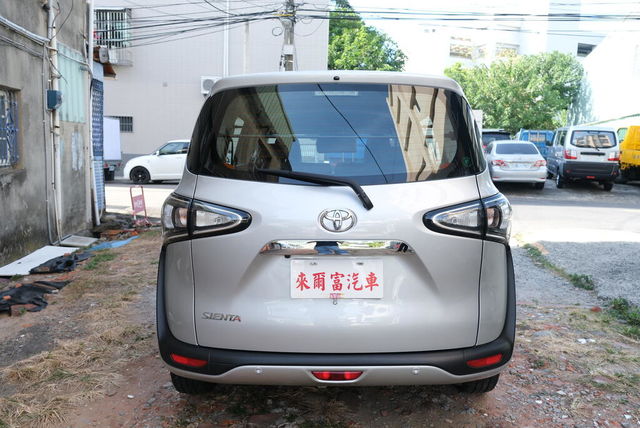 TOYOTA豐田 SIENTA  第4張相片
