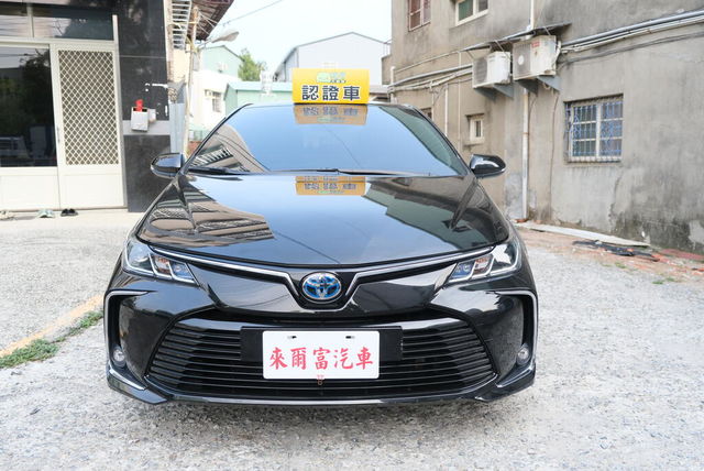 TOYOTA豐田 COROLLA ALTIS HYBRID  第3張相片