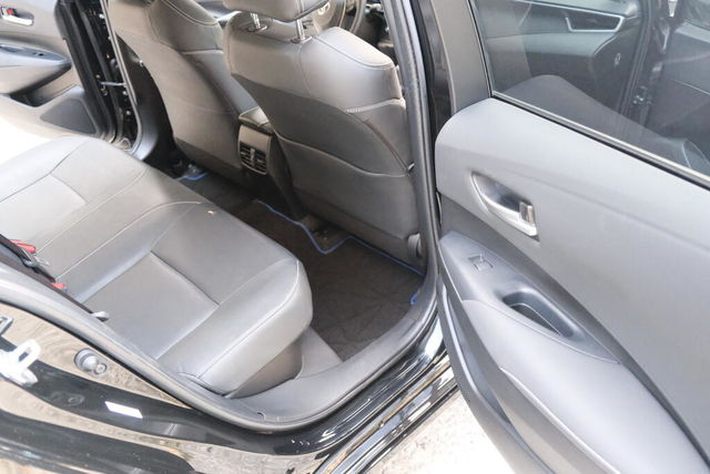TOYOTA豐田 COROLLA ALTIS HYBRID  第11張相片