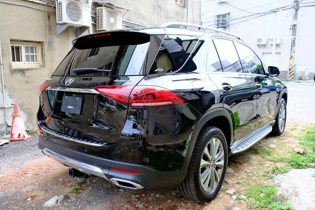 M-BENZ賓士 GLE350 4MATIC  第2張相片