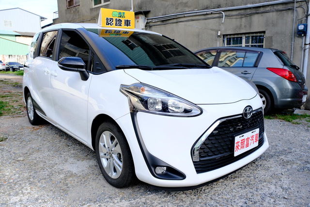 TOYOTA豐田 SIENTA  第7張相片