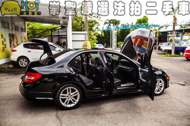 M-BENZ賓士 C250  第5張相片