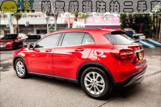 M-BENZ賓士 GLA180  第4張相片