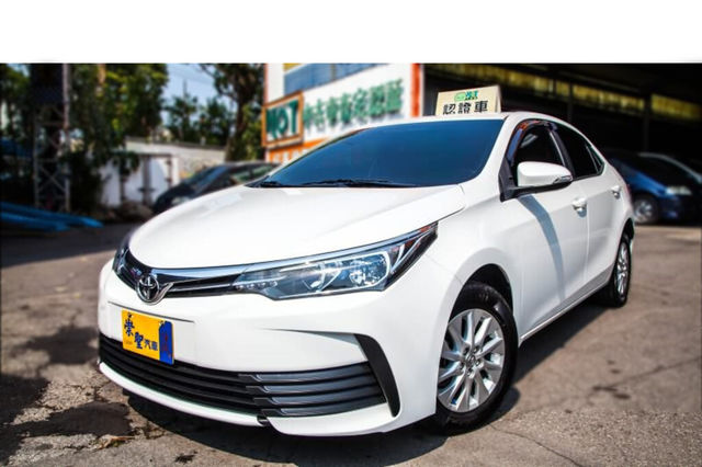 TOYOTA豐田 ALTIS  第1張相片