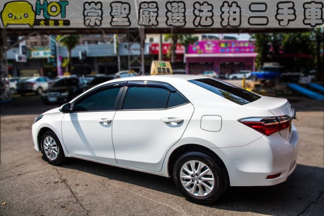 TOYOTA豐田 ALTIS  第7張相片