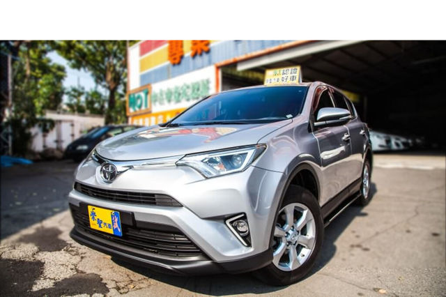 TOYOTA豐田 RAV4  第1張相片