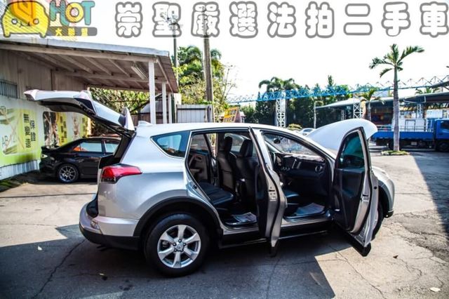 TOYOTA豐田 RAV4  第9張相片