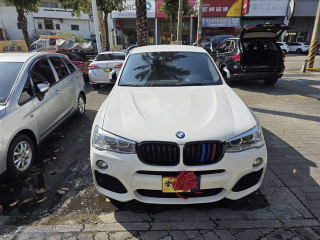 BMW寶馬 X4 XDRIVE28I  第4張相片