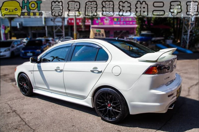 MITSUBISHI三菱 LANCER IO  第4張相片