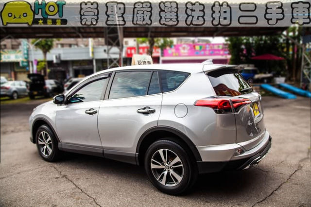 TOYOTA豐田 RAV4  第4張相片
