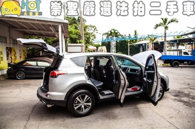TOYOTA豐田 RAV4  第5張相片