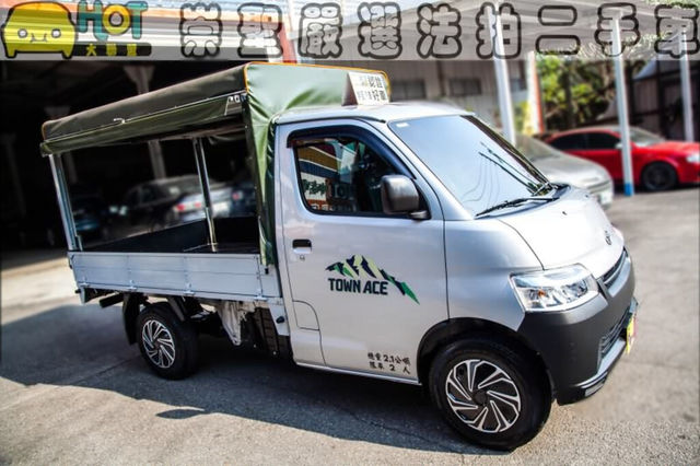 TOYOTA豐田 TOWN ACE  第3張相片