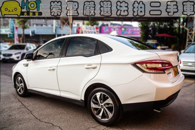 LUXGEN納智捷 S3  第4張相片