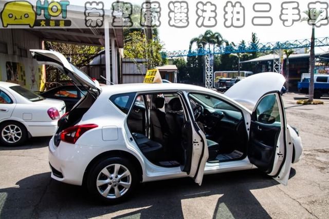 NISSAN日產 TIIDA  第5張相片