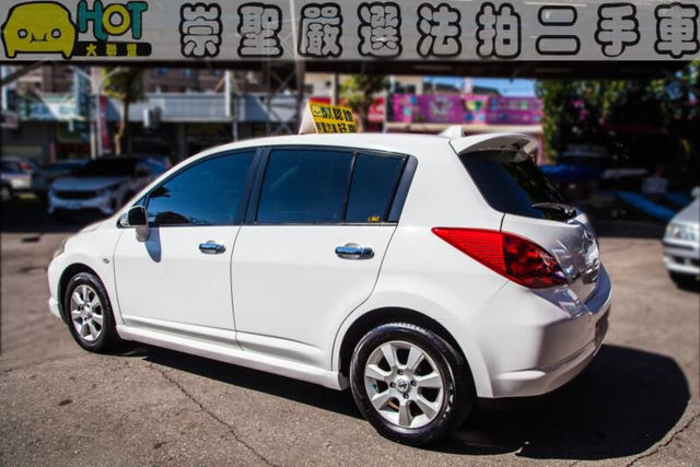 NISSAN日產 TIIDA  第4張相片