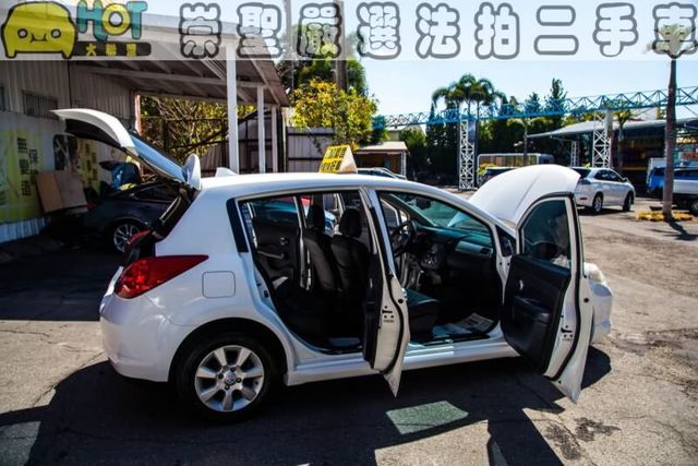 NISSAN日產 TIIDA  第5張相片