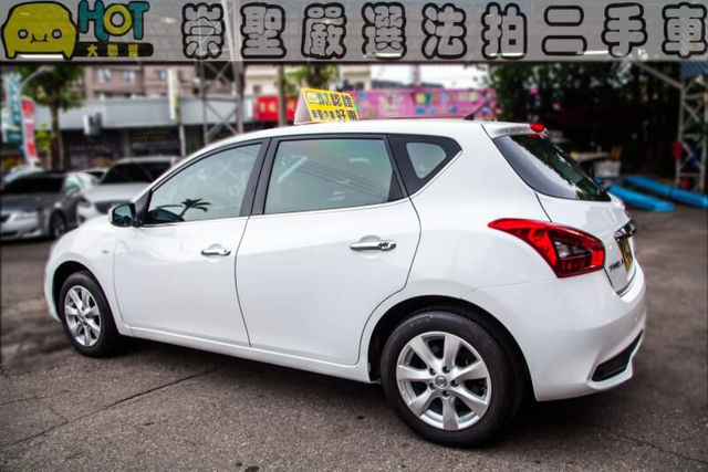 NISSAN日產 TIIDA  第4張相片