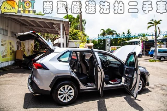 TOYOTA豐田 RAV4  第5張相片