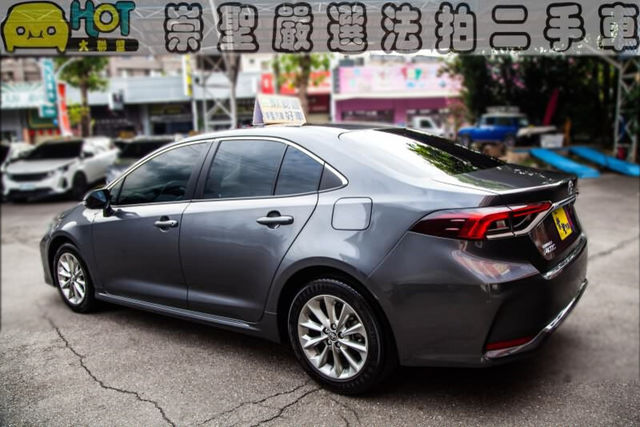 TOYOTA豐田 ALTIS  第4張相片