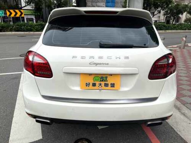 PORSCHE保時捷 CAYENNE  第4張相片
